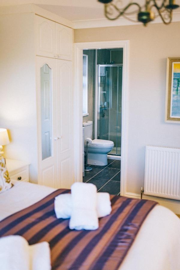 Ferlas Bed And Breakfast Penrhyndeudreath Dış mekan fotoğraf