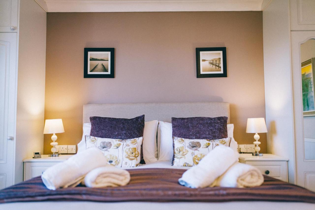 Ferlas Bed And Breakfast Penrhyndeudreath Dış mekan fotoğraf
