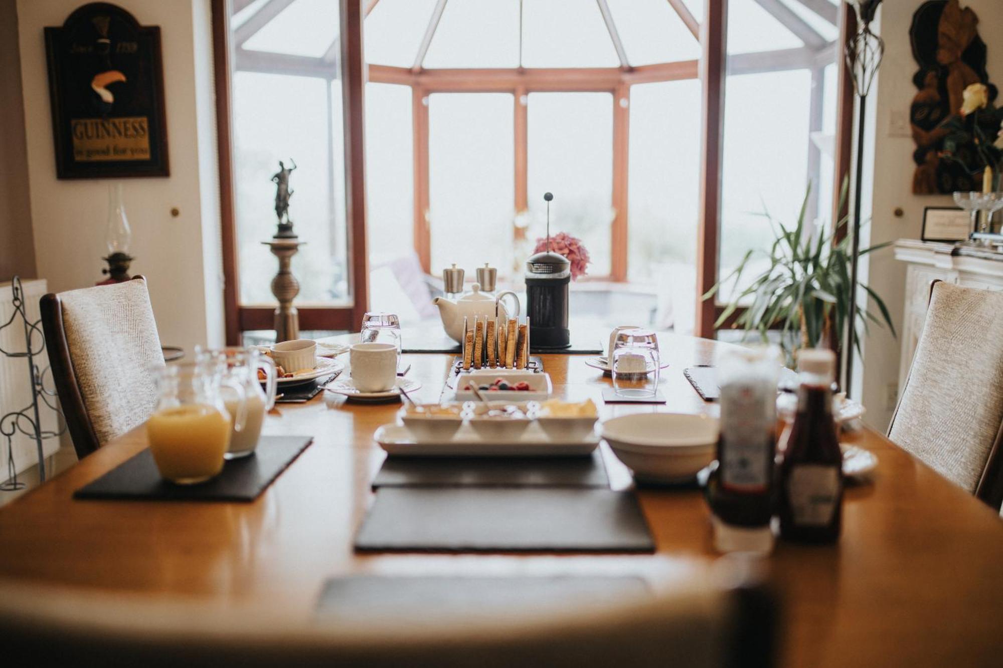 Ferlas Bed And Breakfast Penrhyndeudreath Dış mekan fotoğraf